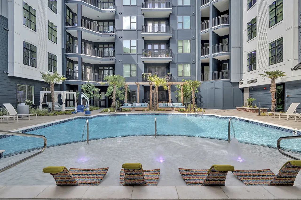 Alta Purl Apartments