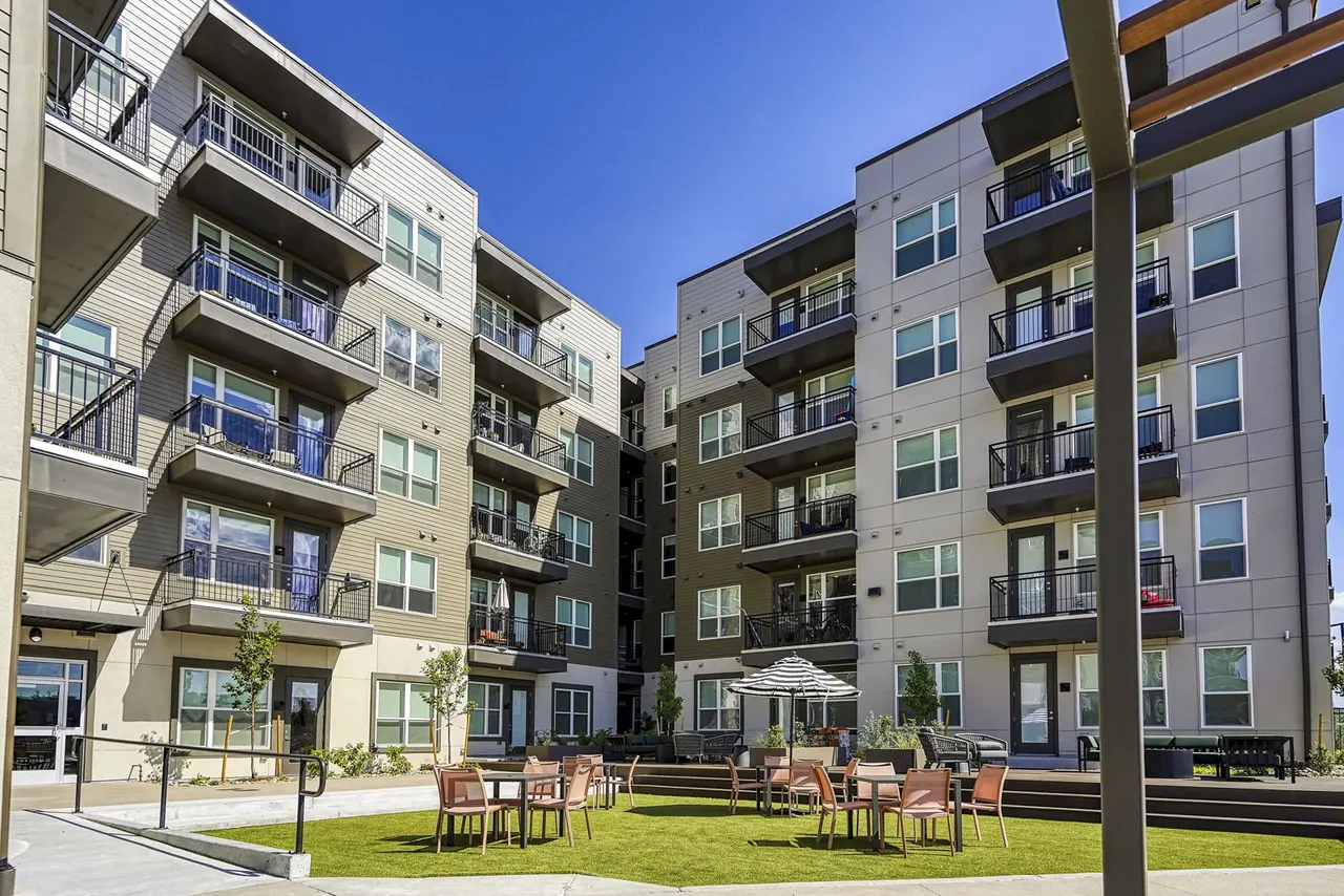 Alexan Montview Plaza