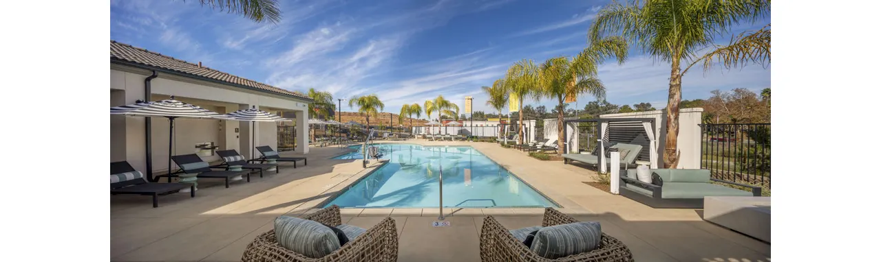 Delhaven Pointe Apartments