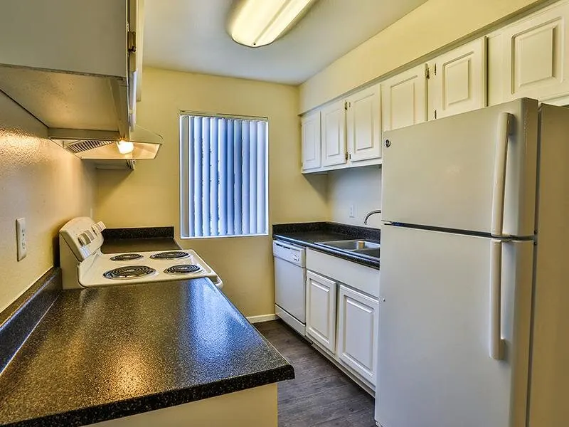 Tamarus Villas Apartments