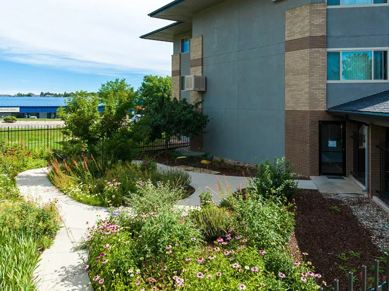 Mountain Manor Apartments
