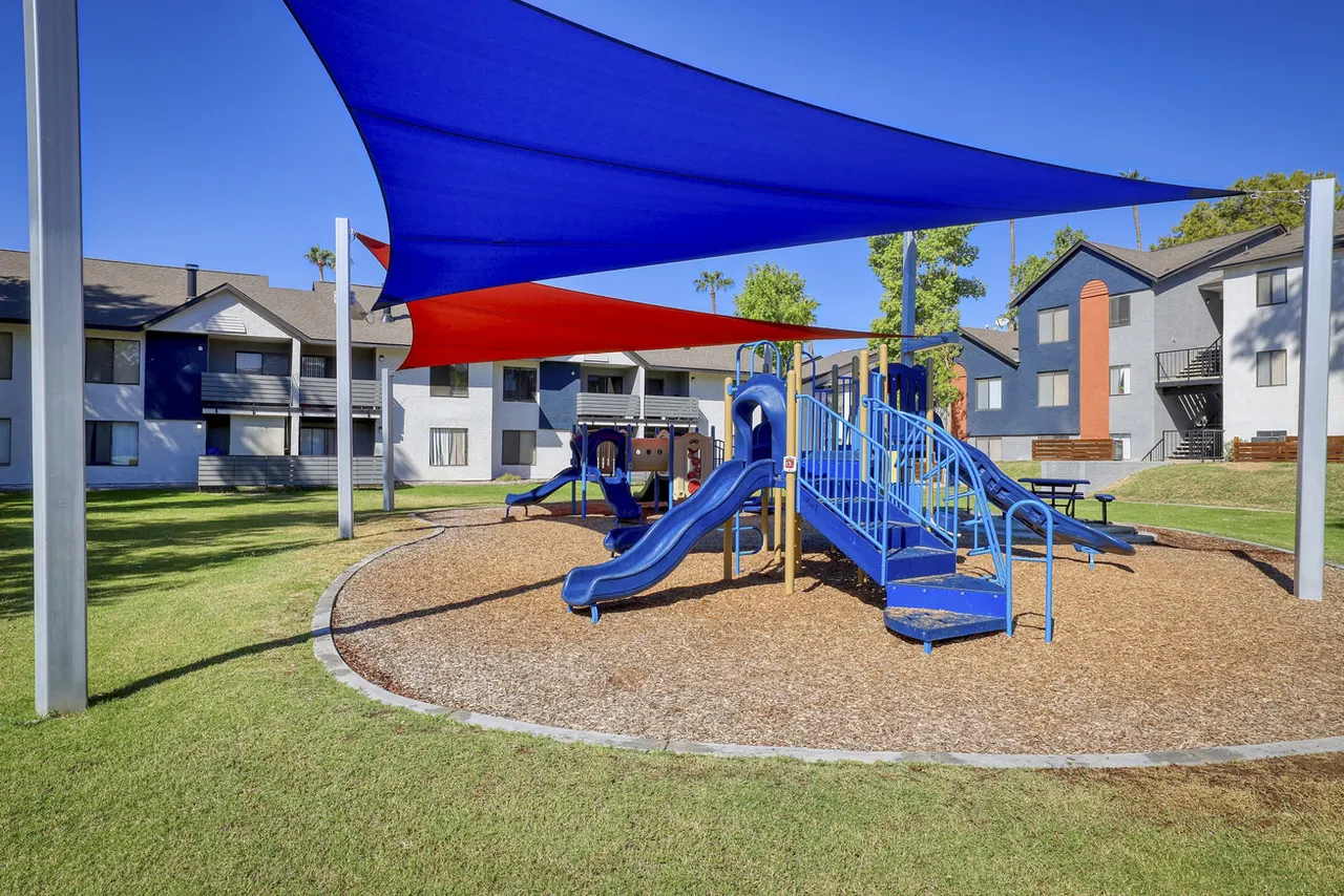 Off Broadway Apartments