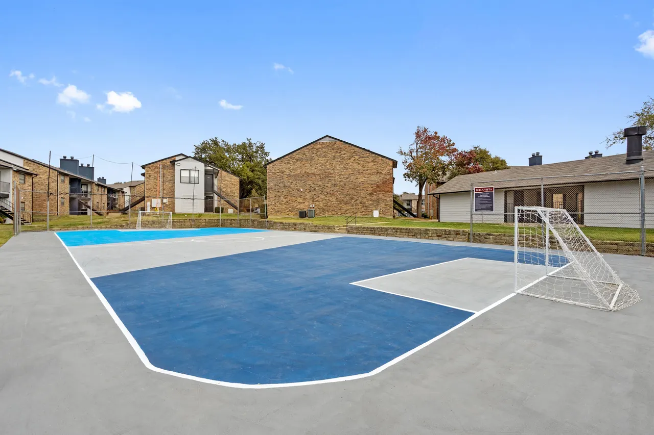 Bella Vista Apartments