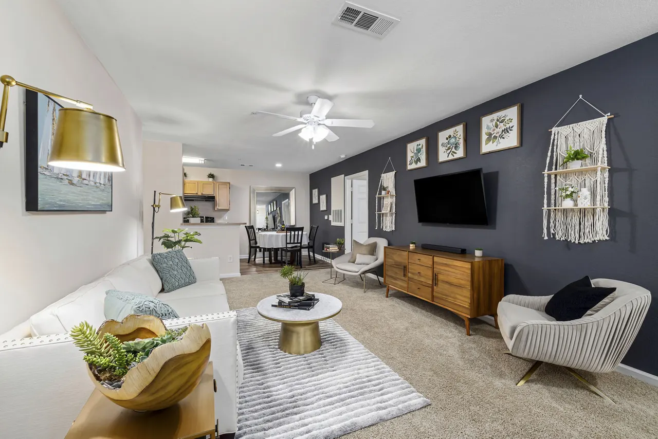 Encore at the Park Apartments