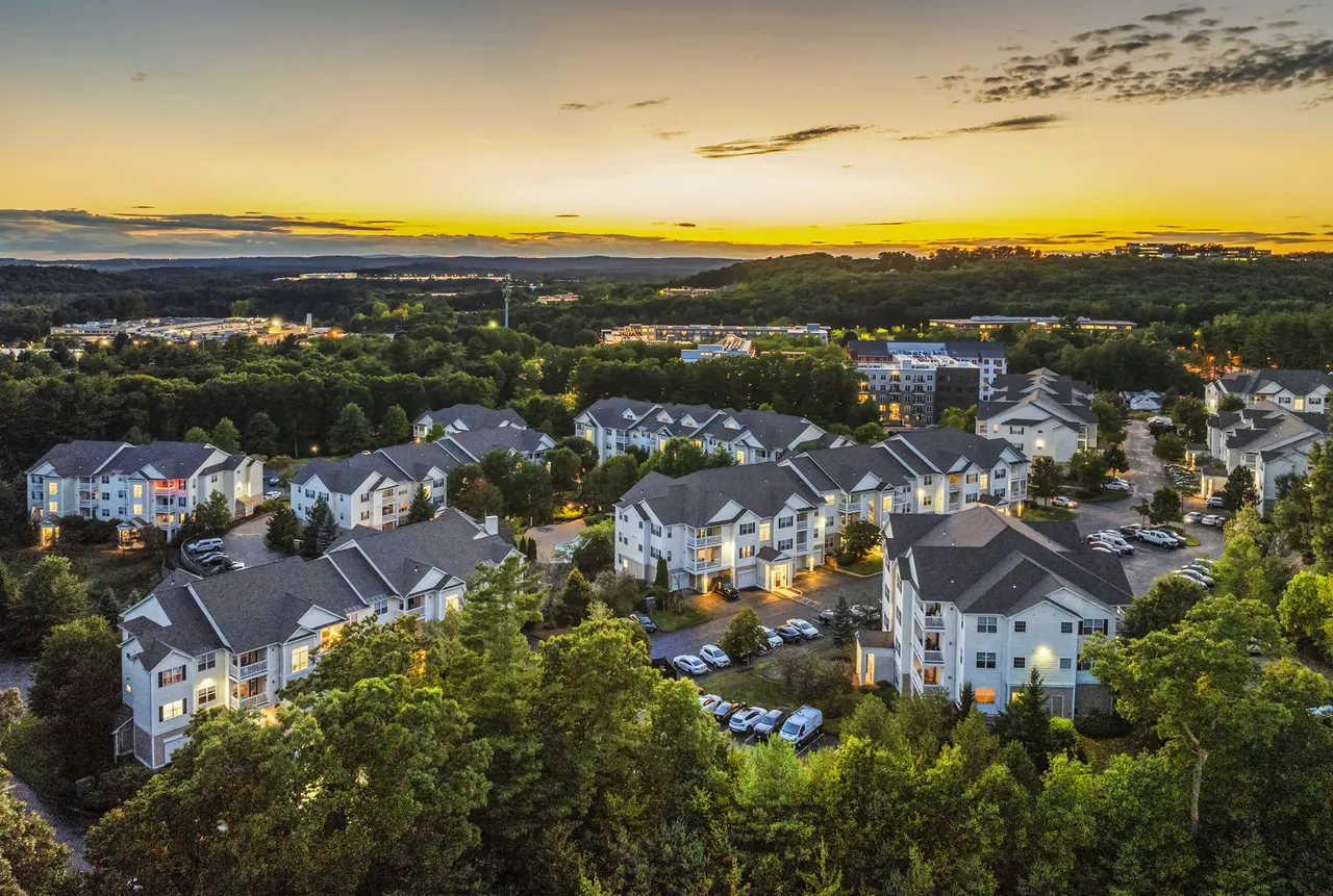 Stone Gate Apartments