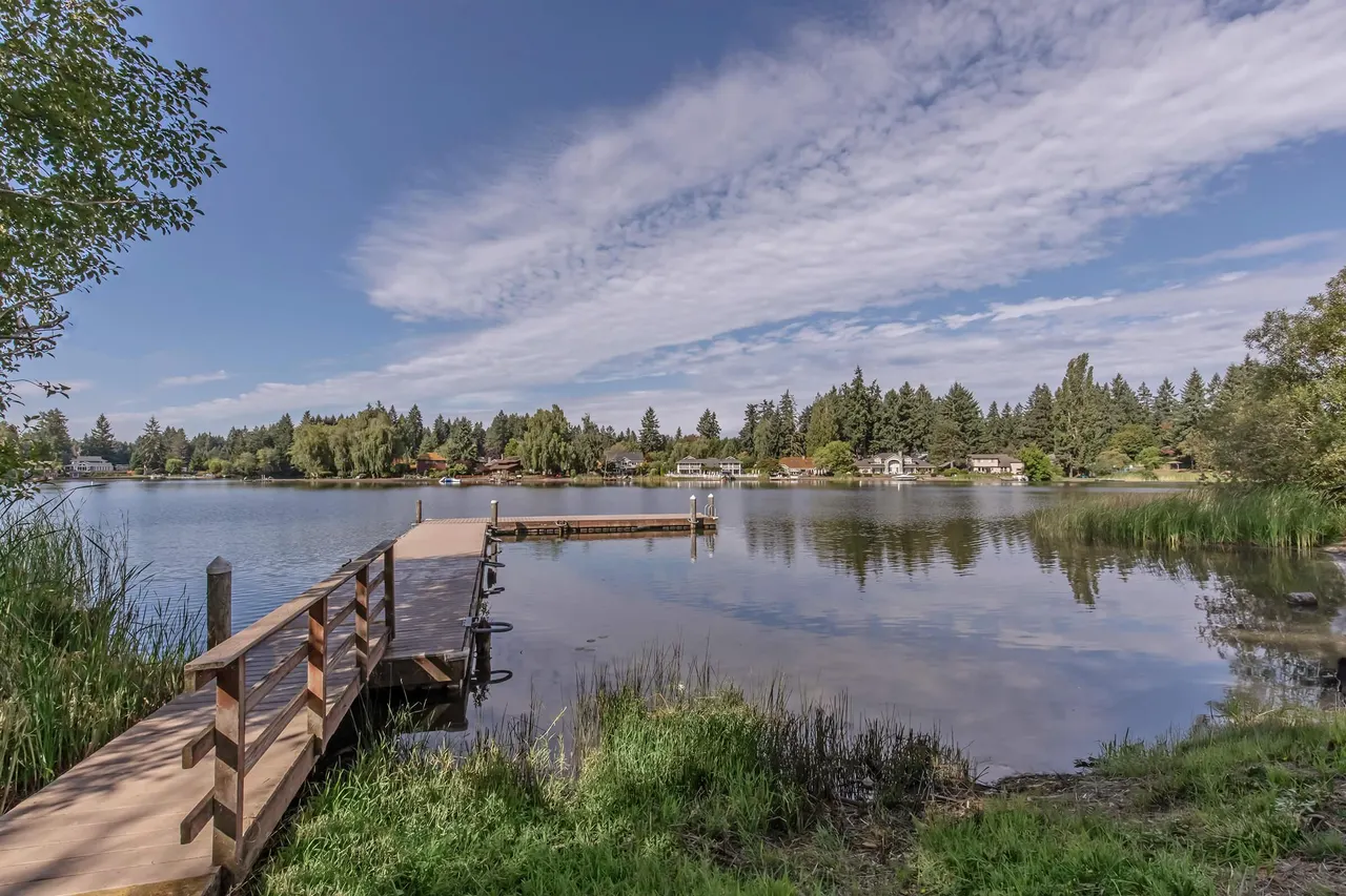 Lakeview Village