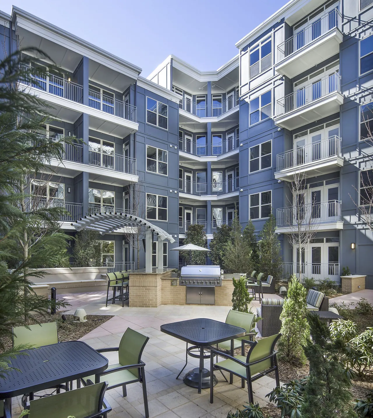 1377 Brookhaven Apartments