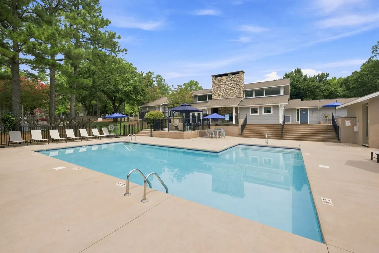 Sunstone Apartments