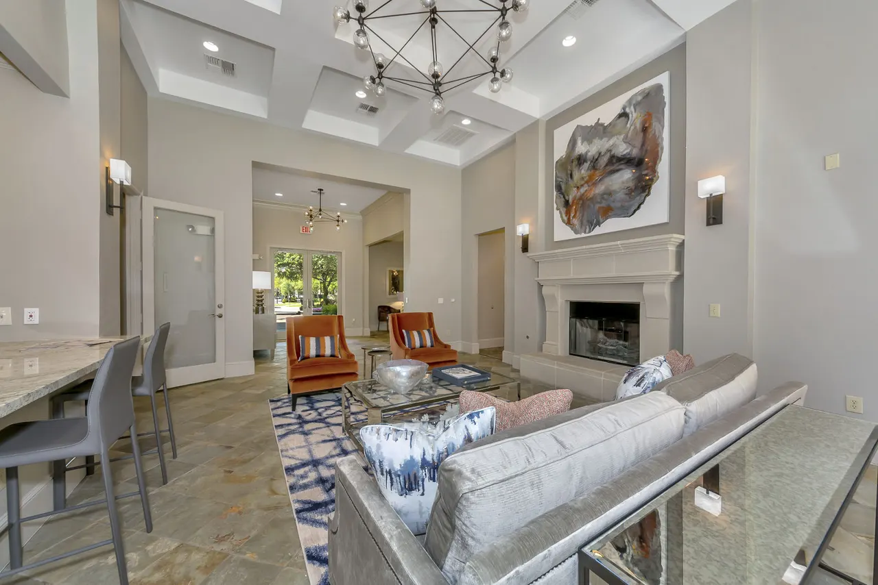 Renaissance at Preston Hollow