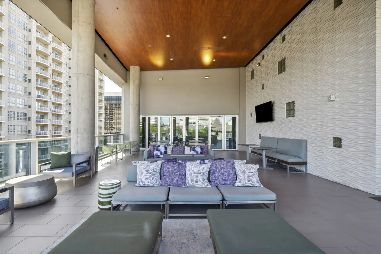 Gallery at Turtle Creek Apartments