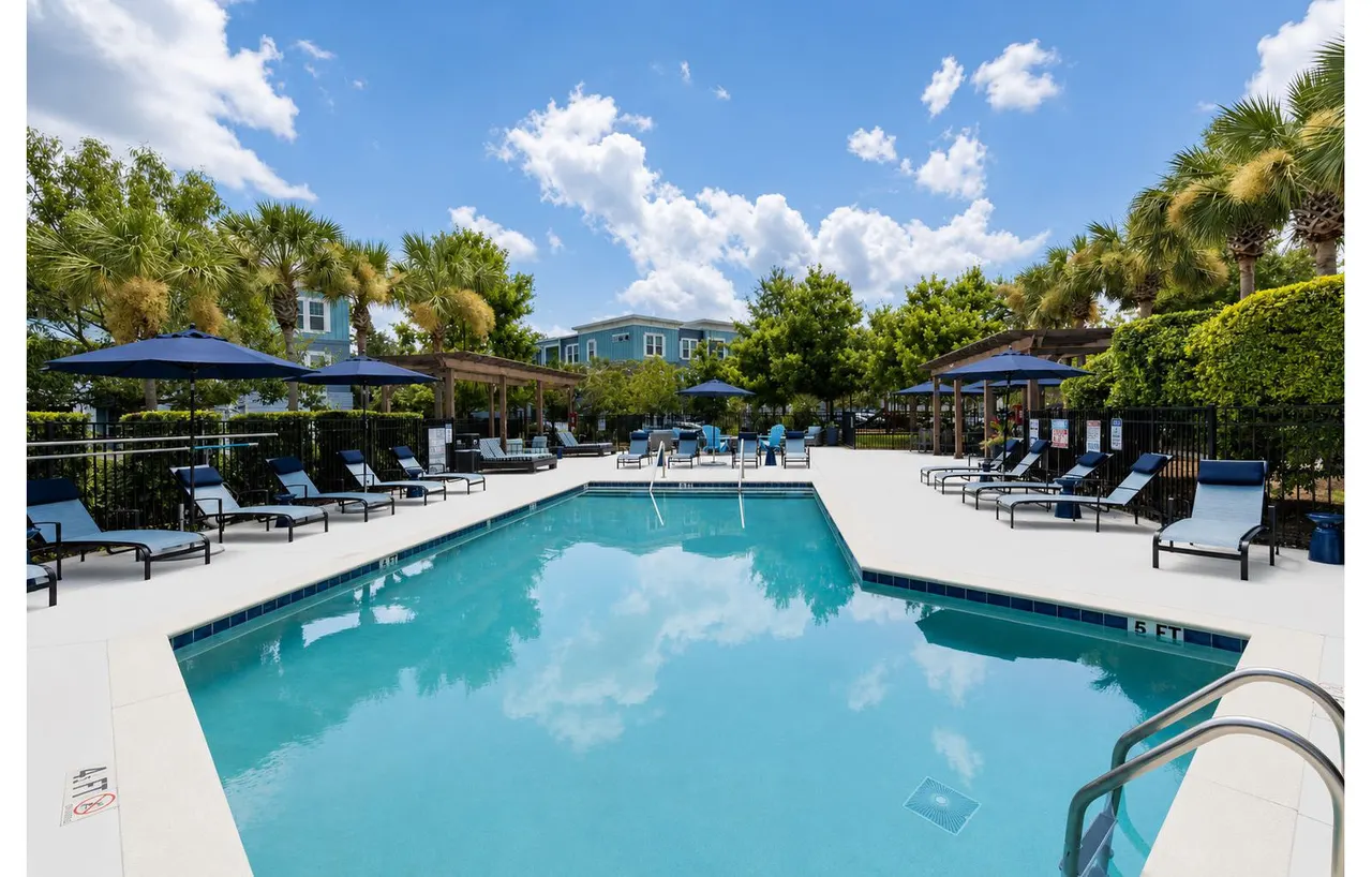 Palmetto Place Condominium