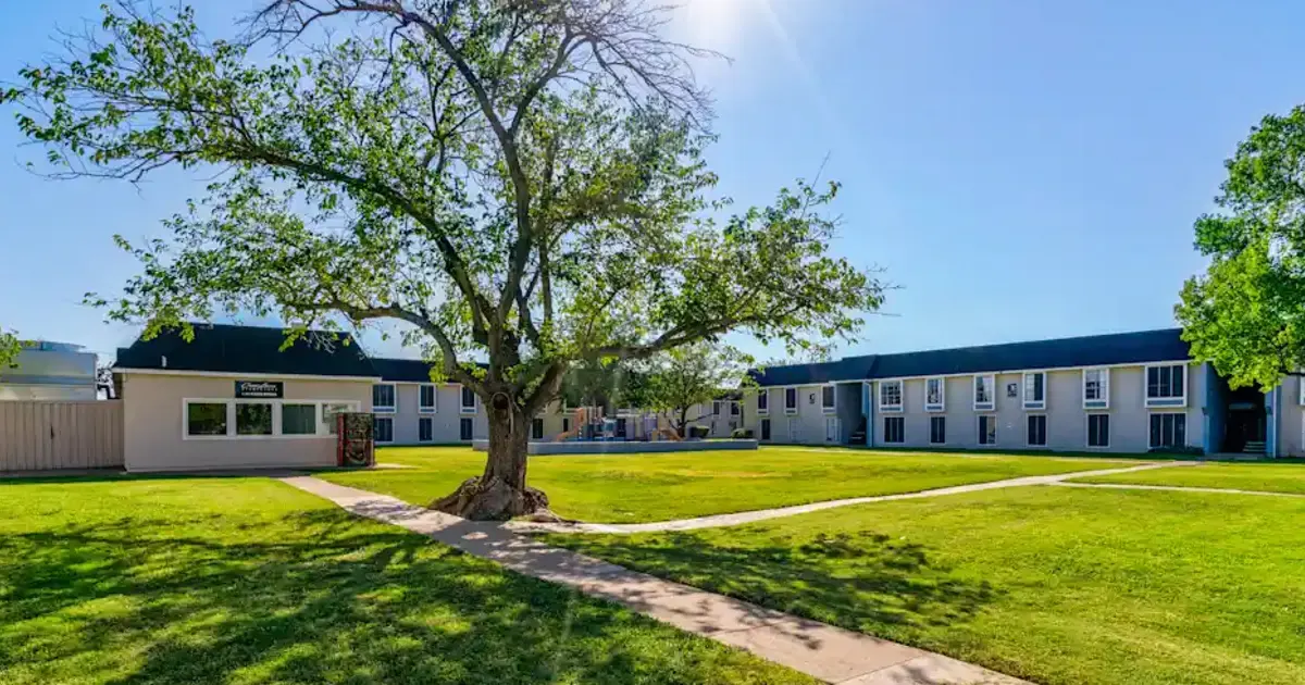 Casa Luna Apartments