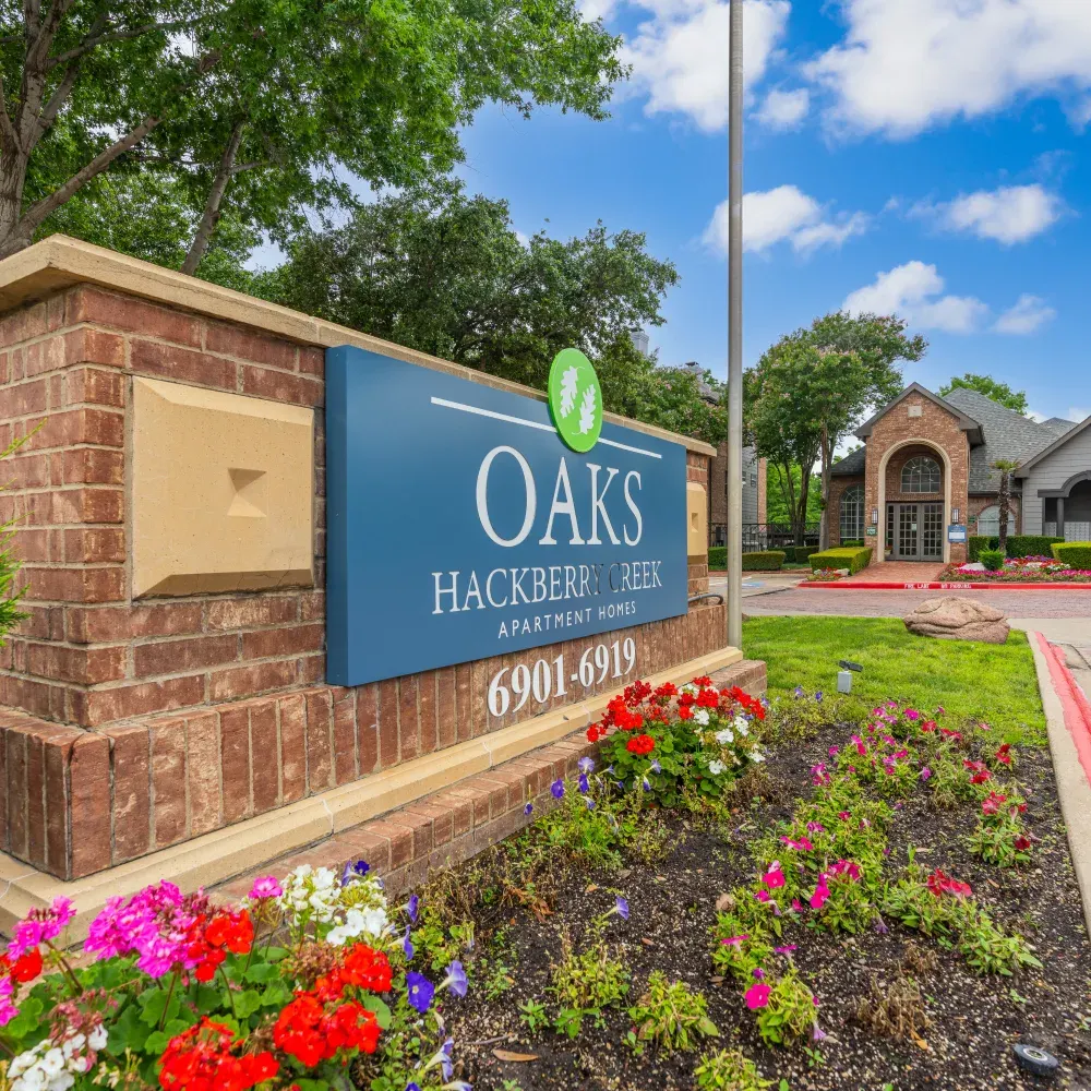 Oaks Hackberry Creek