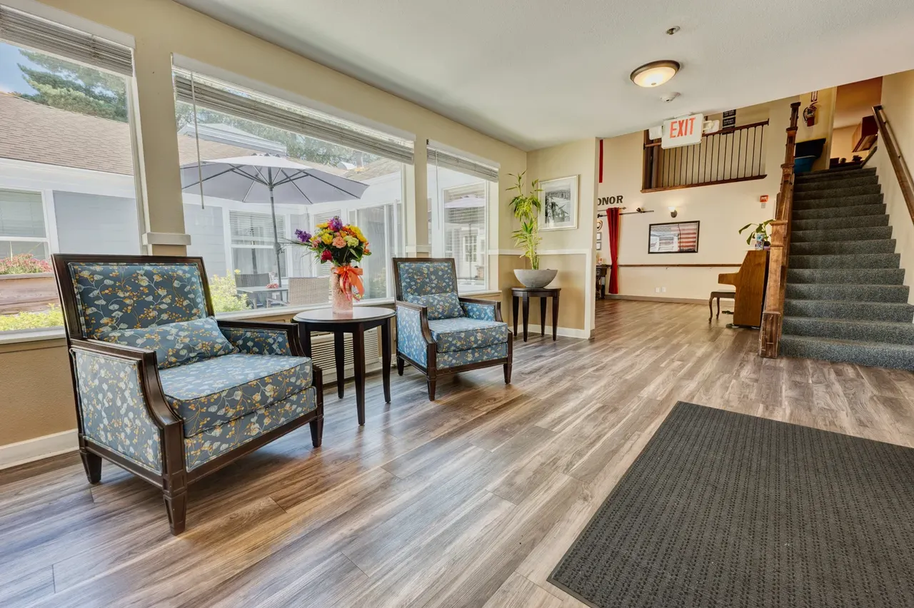 Farmington Square Beaverton
