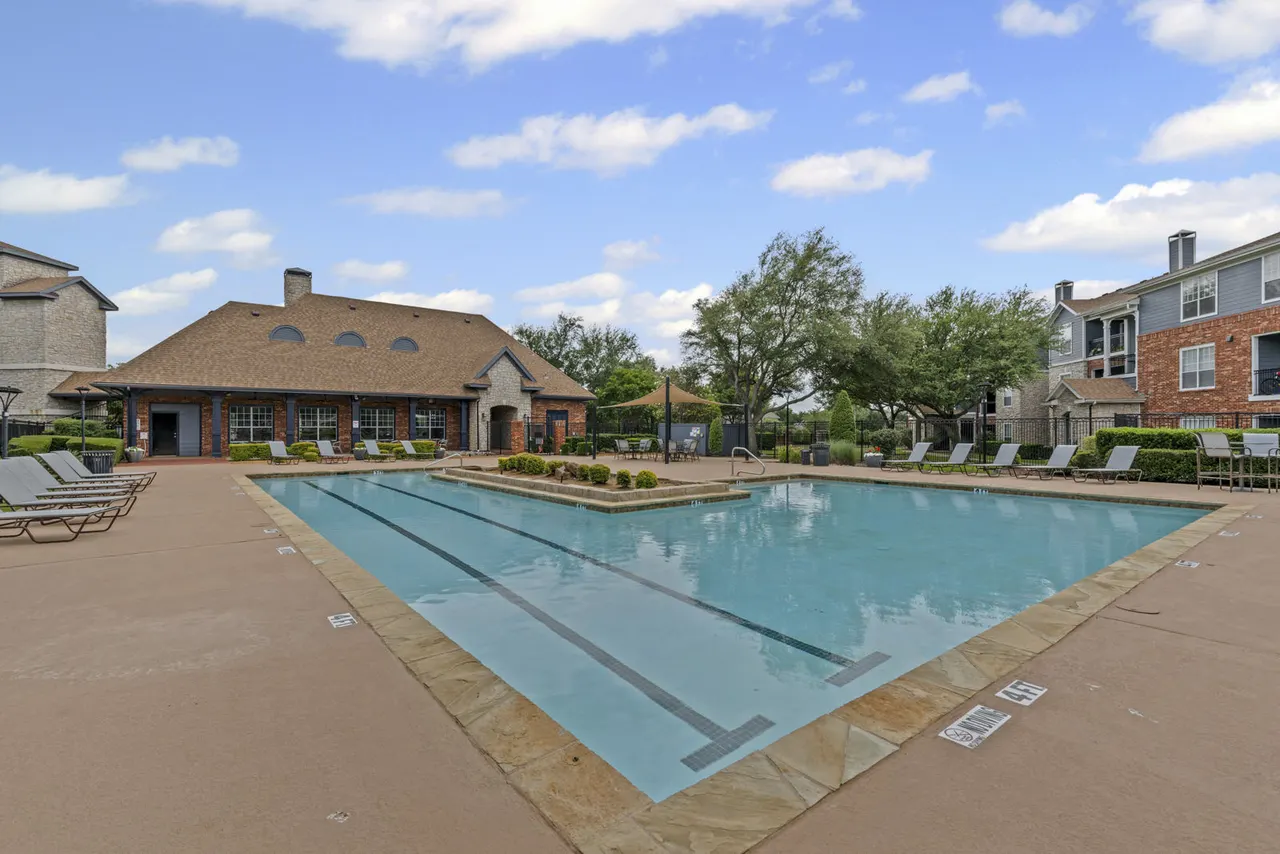 Settlers Gate Apartments