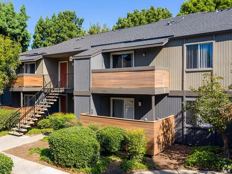 Summerwood Apartments