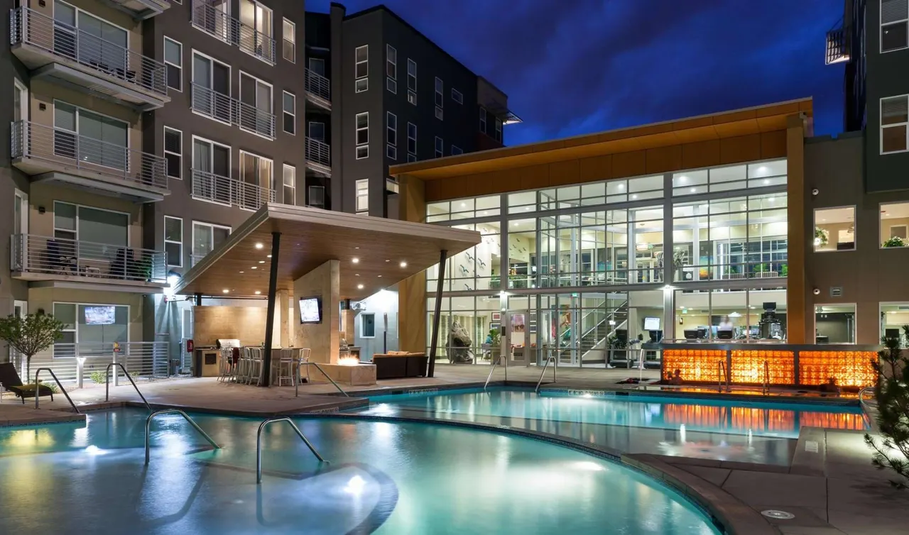 Veranda Highpointe