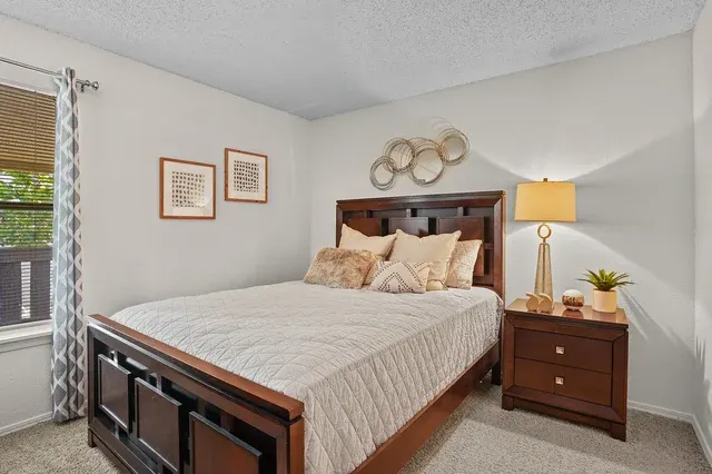 Sunchase Apartments