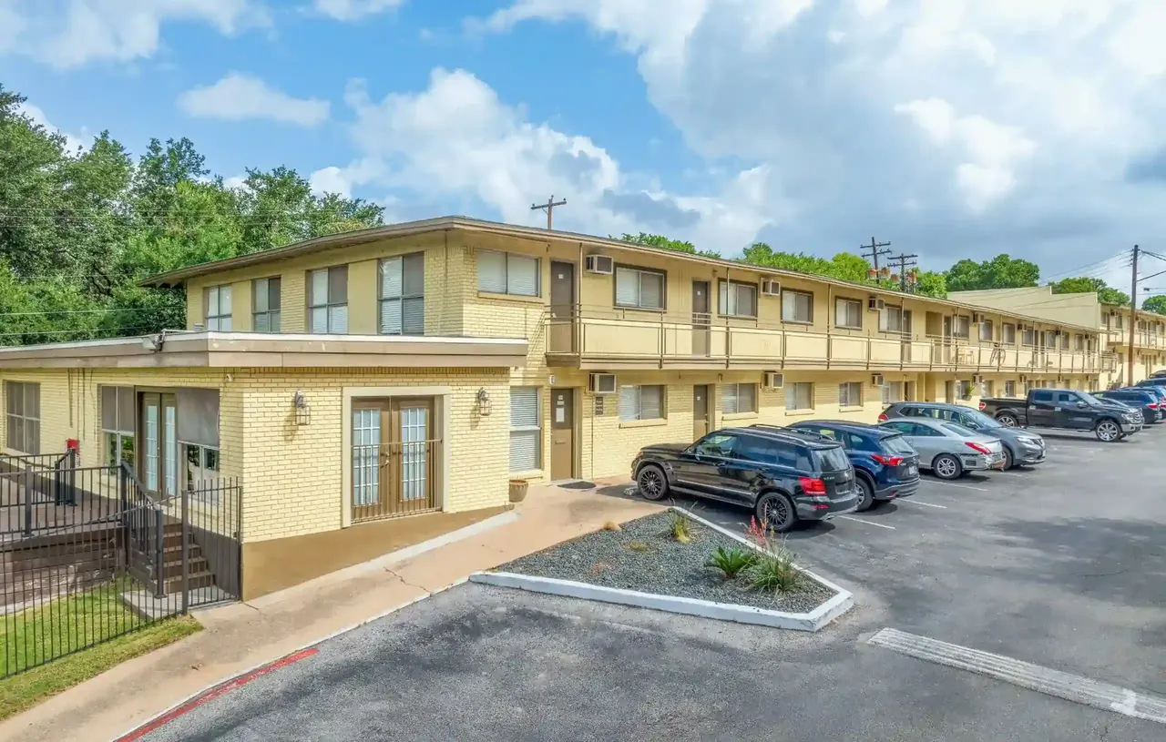 6th Street West Apartments Austin