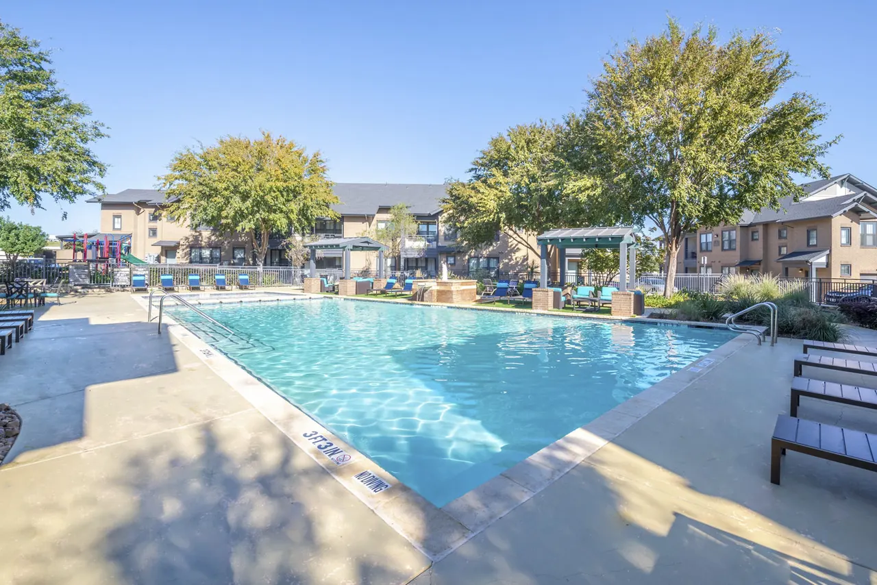 Creekside Townhomes