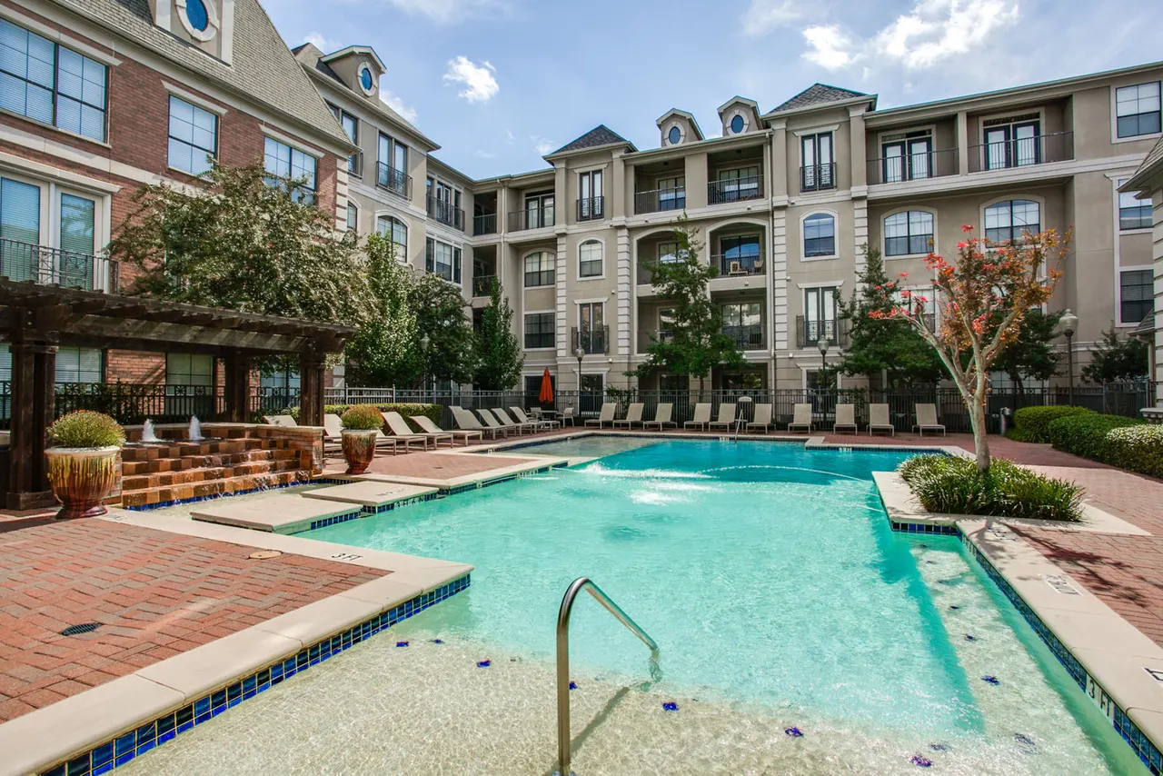 Renaissance at Preston Hollow