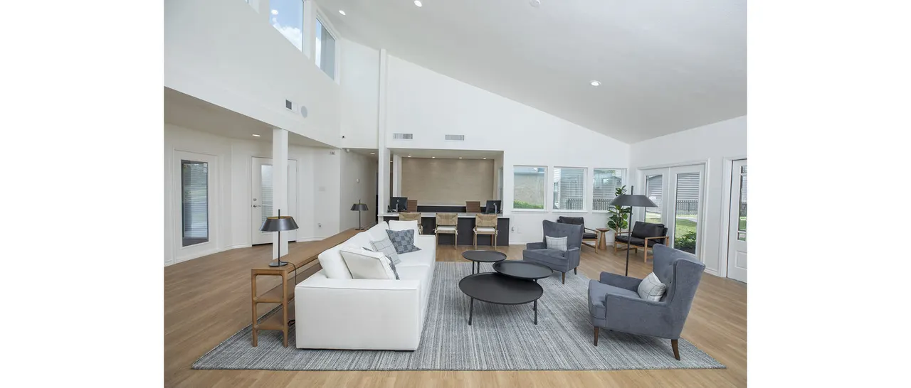 Regency Park Apartments