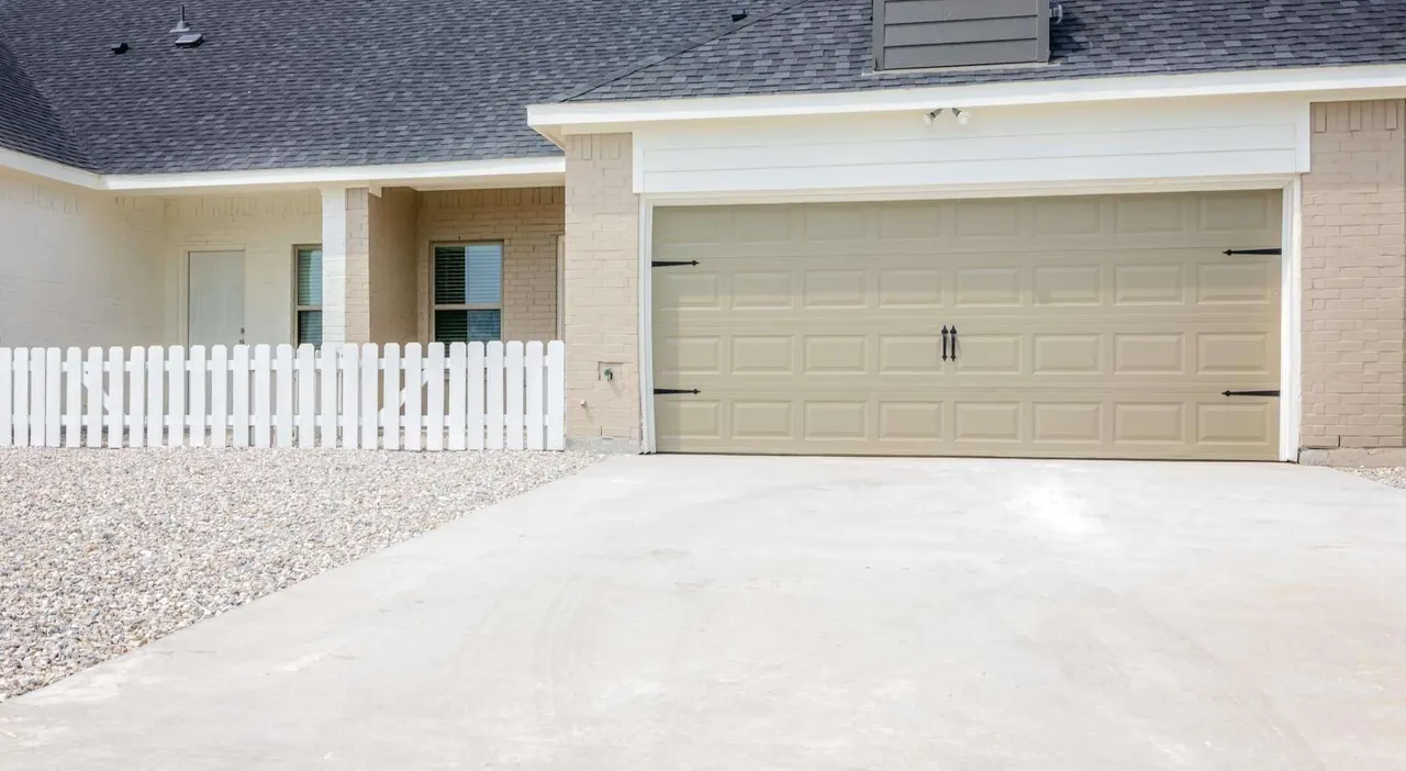The Townhomes at Bluebonnet Trails