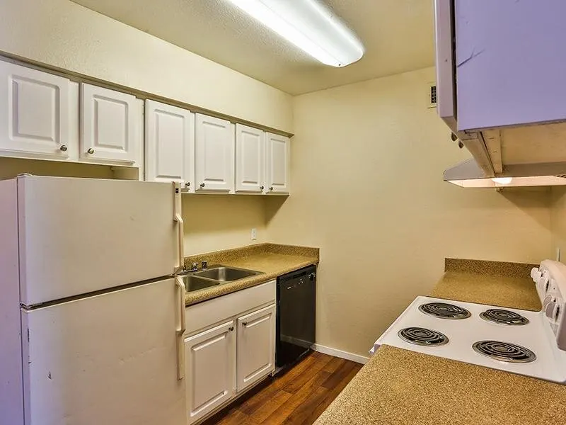 Tamarus Villas Apartments