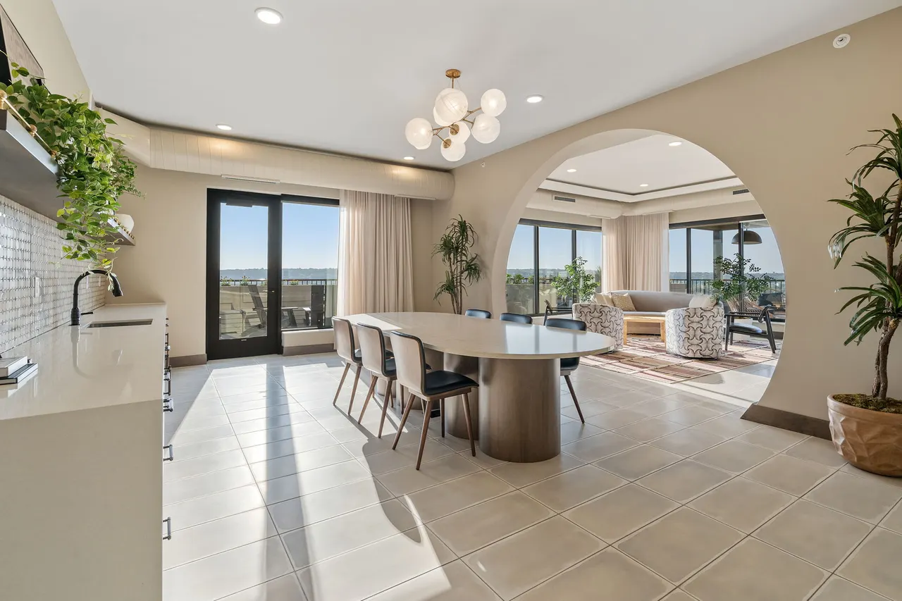 Juliette Apartments