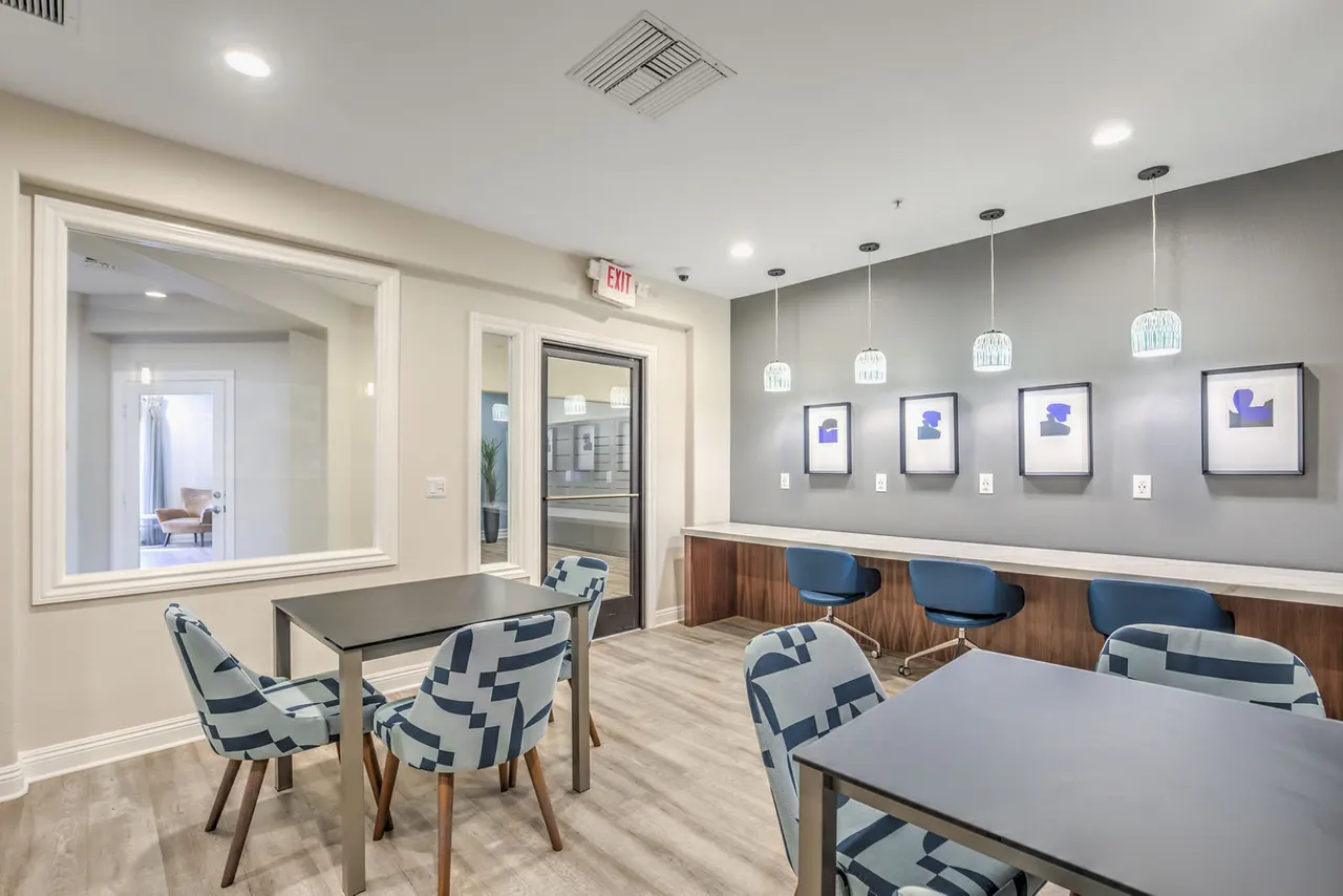 Stone Canyon Apartments