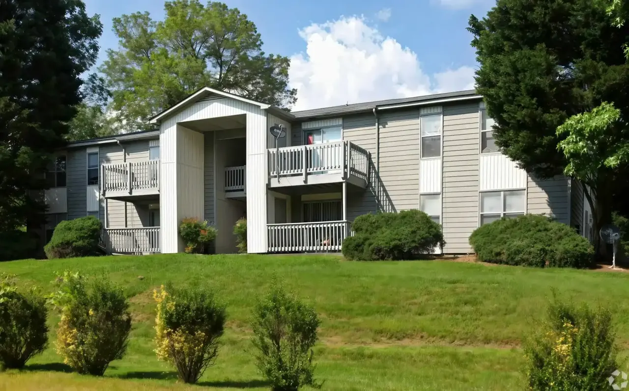 Legacy Pointe