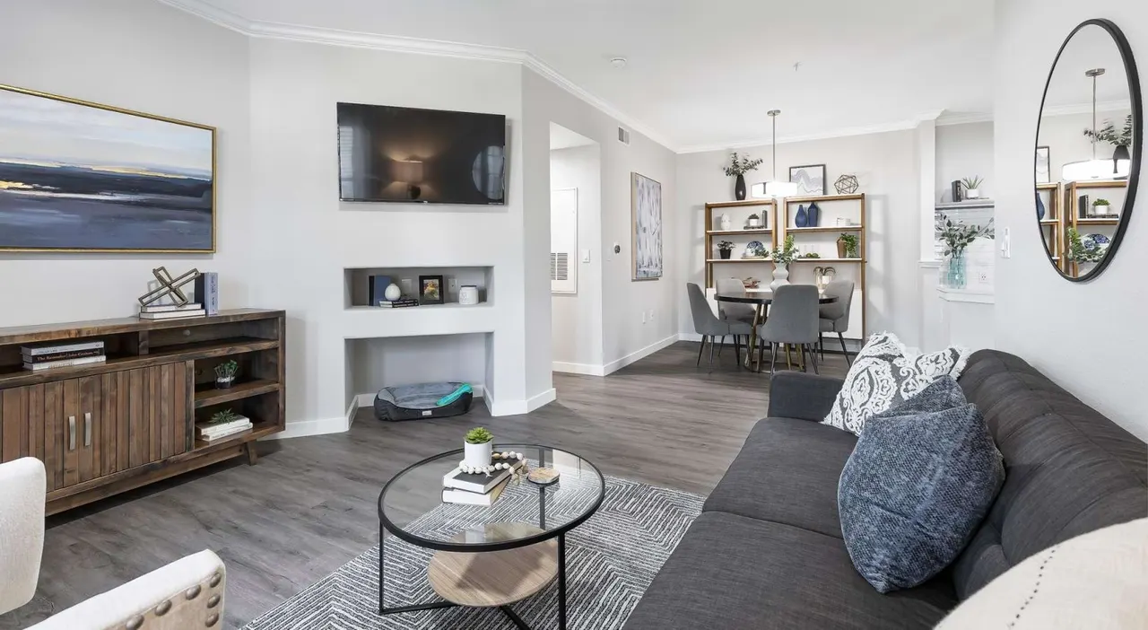 Falconhead Apartments