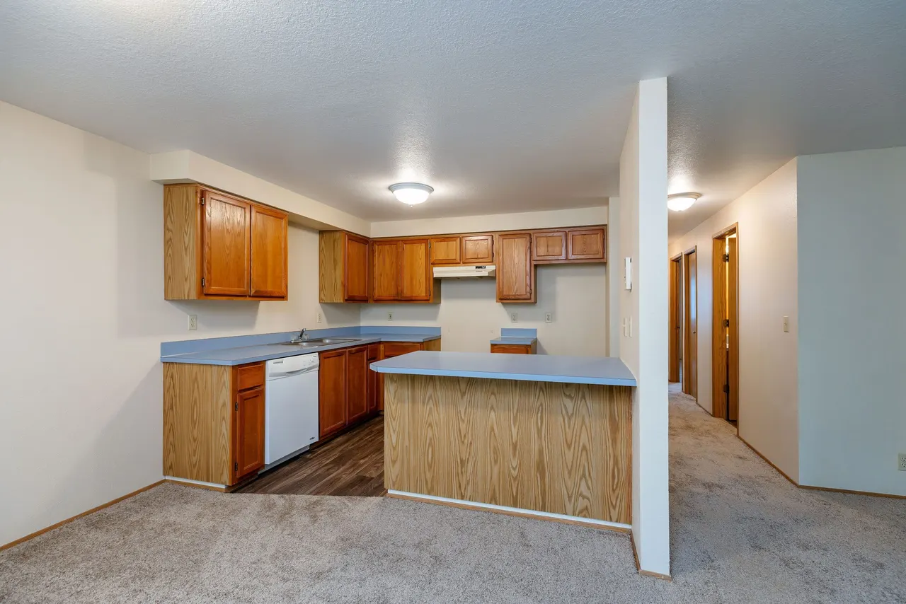 Applewood Apartments