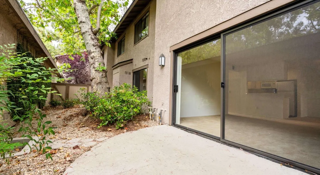 Aspen Village Townhome Apartments