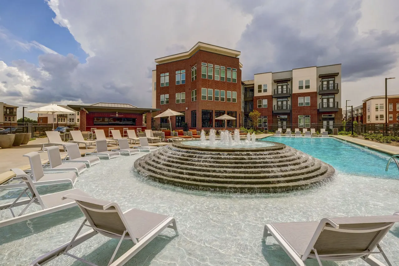 Encore Conroe Apartments
