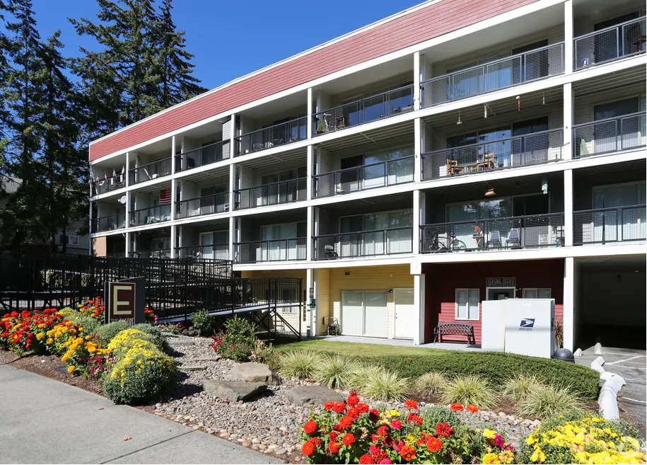 The Encore Apartment Homes
