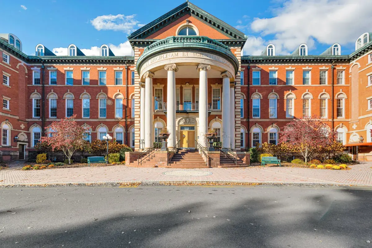 AVIVA West Hartford