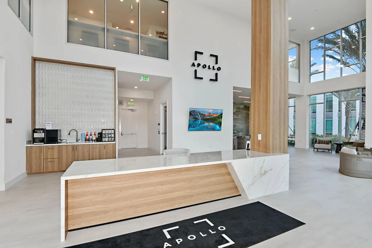 Apollo Apartments