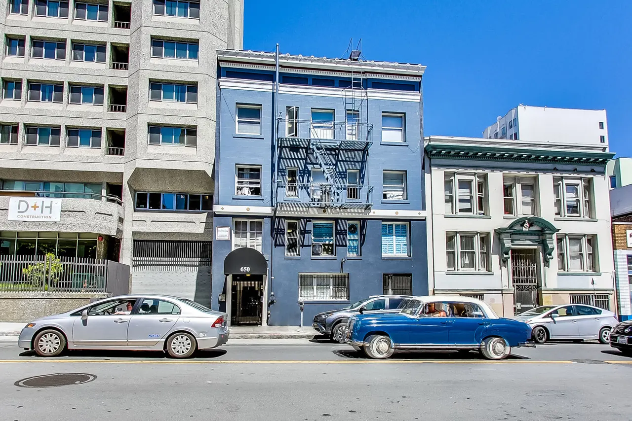 650 Ellis Apartments