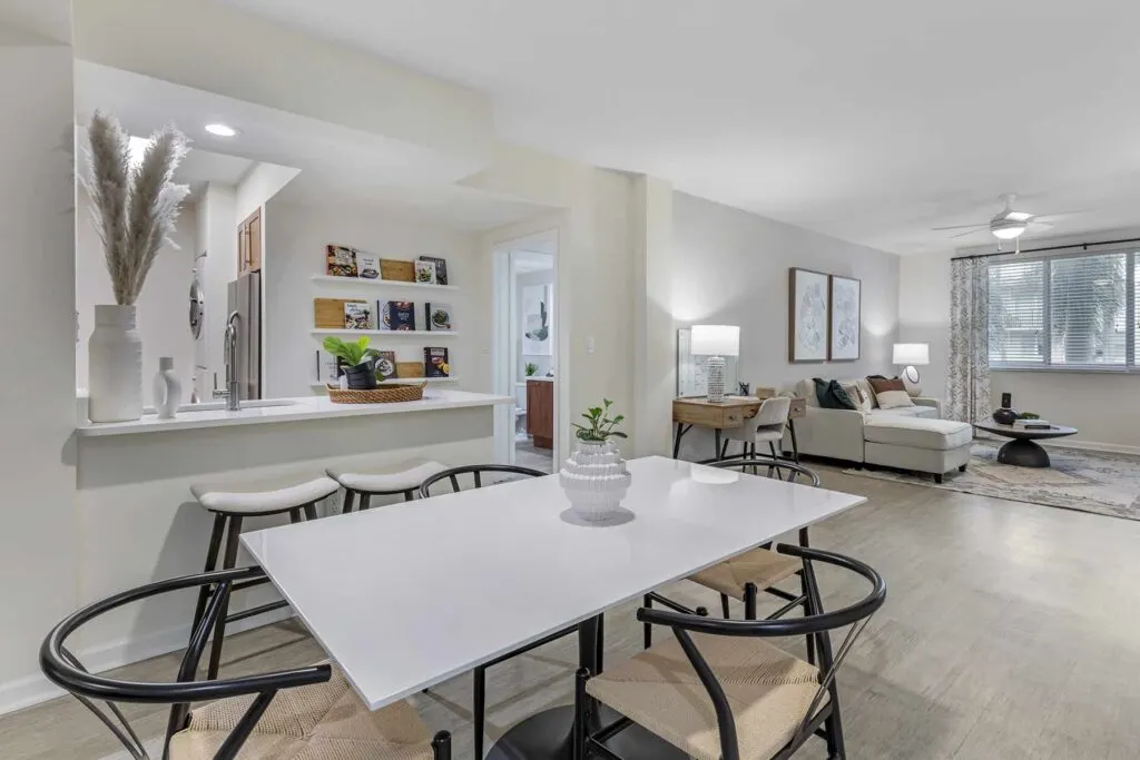 Bell Sunrise Apartments