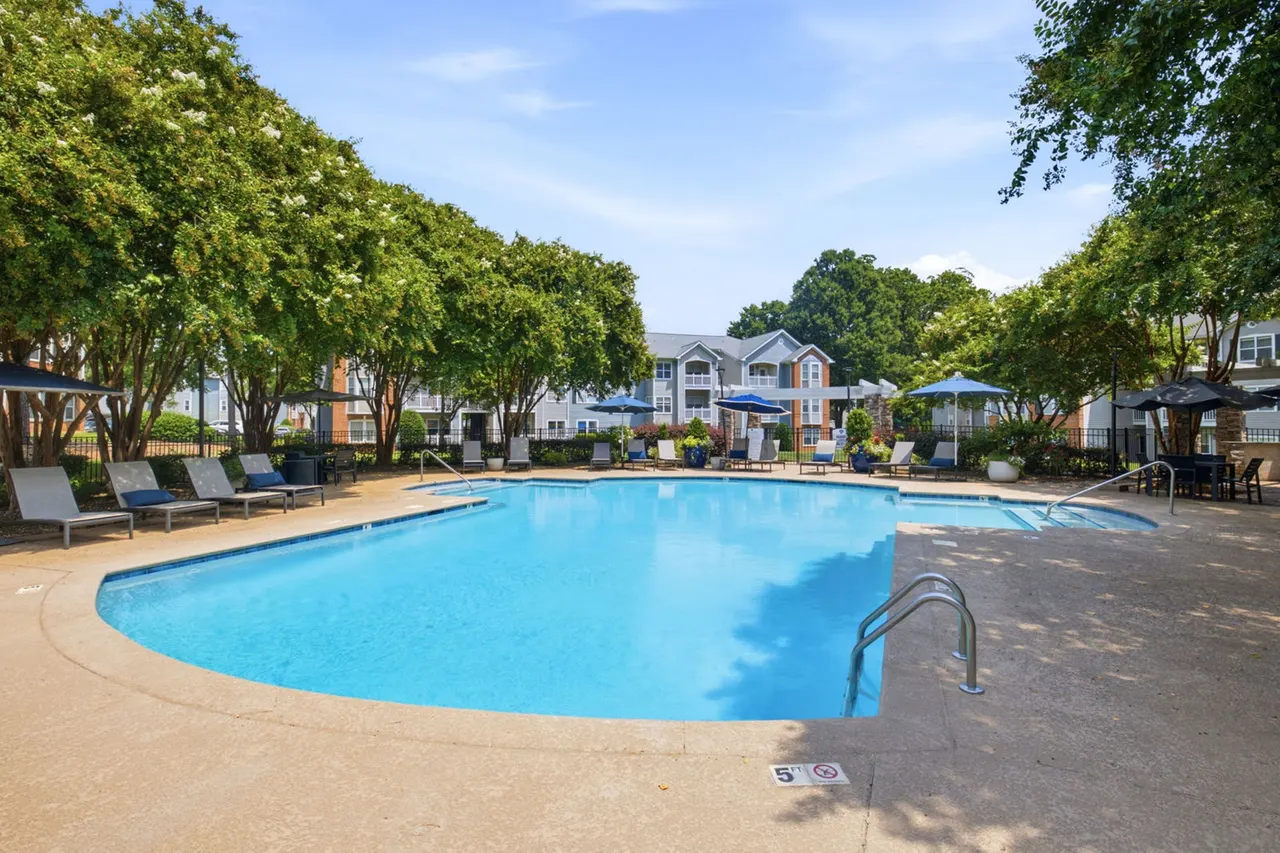 Avana Creekside