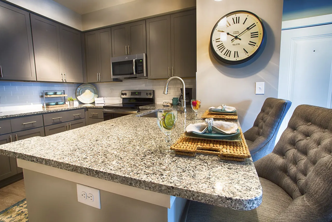 The Marlowe Lake Boone Apartments
