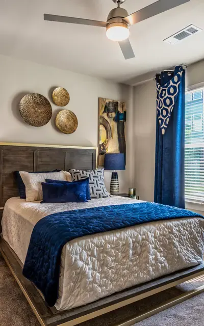 Neuhaus Lake Worth Apartments