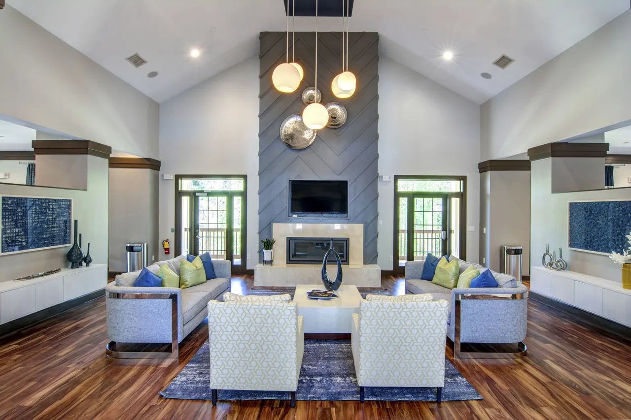 The Residences at Vinings Mountain