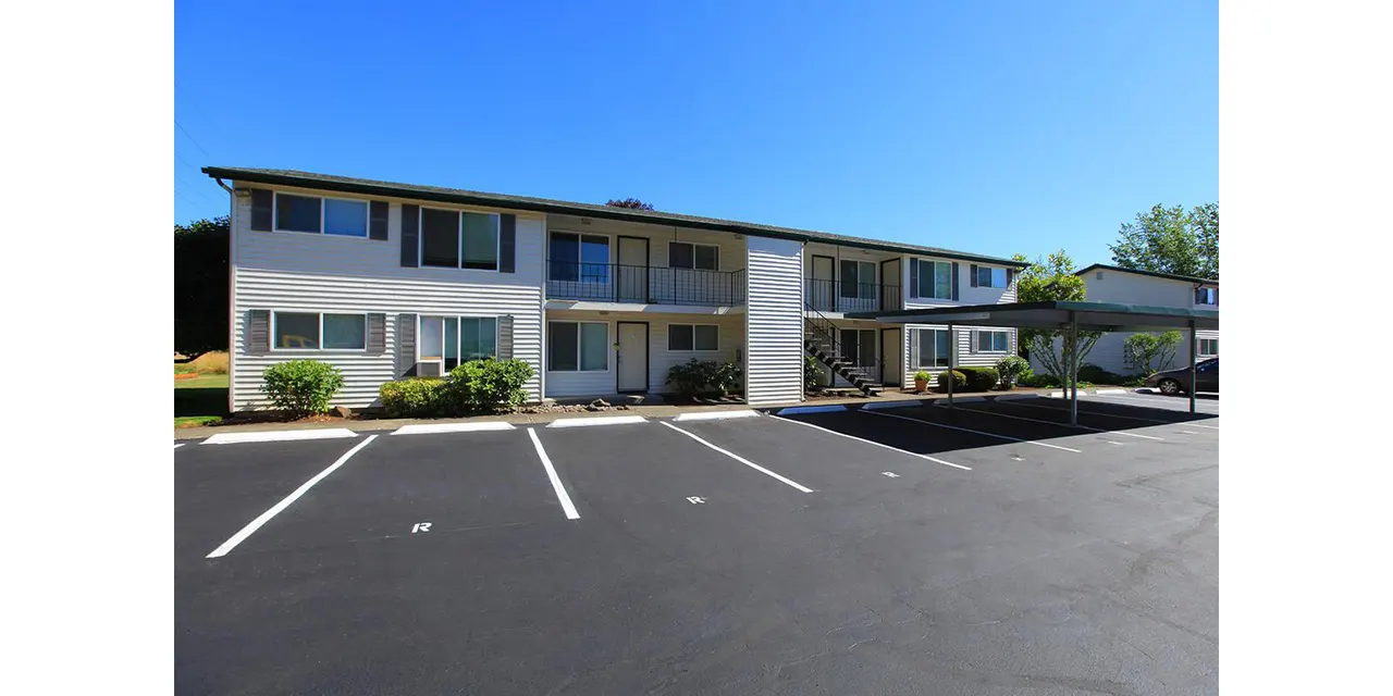 Redwood Park Apartments