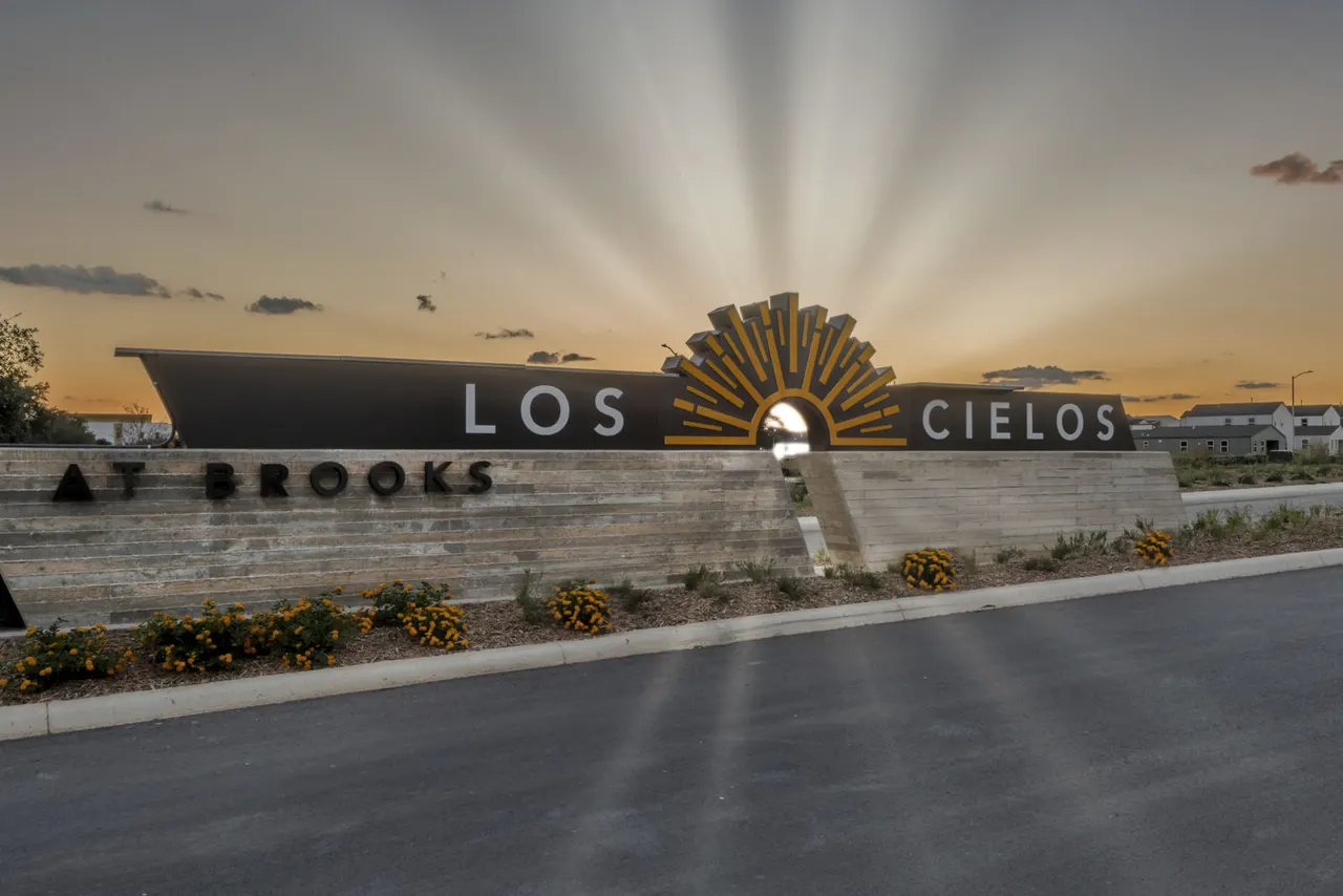Los Cielos at Brooks
