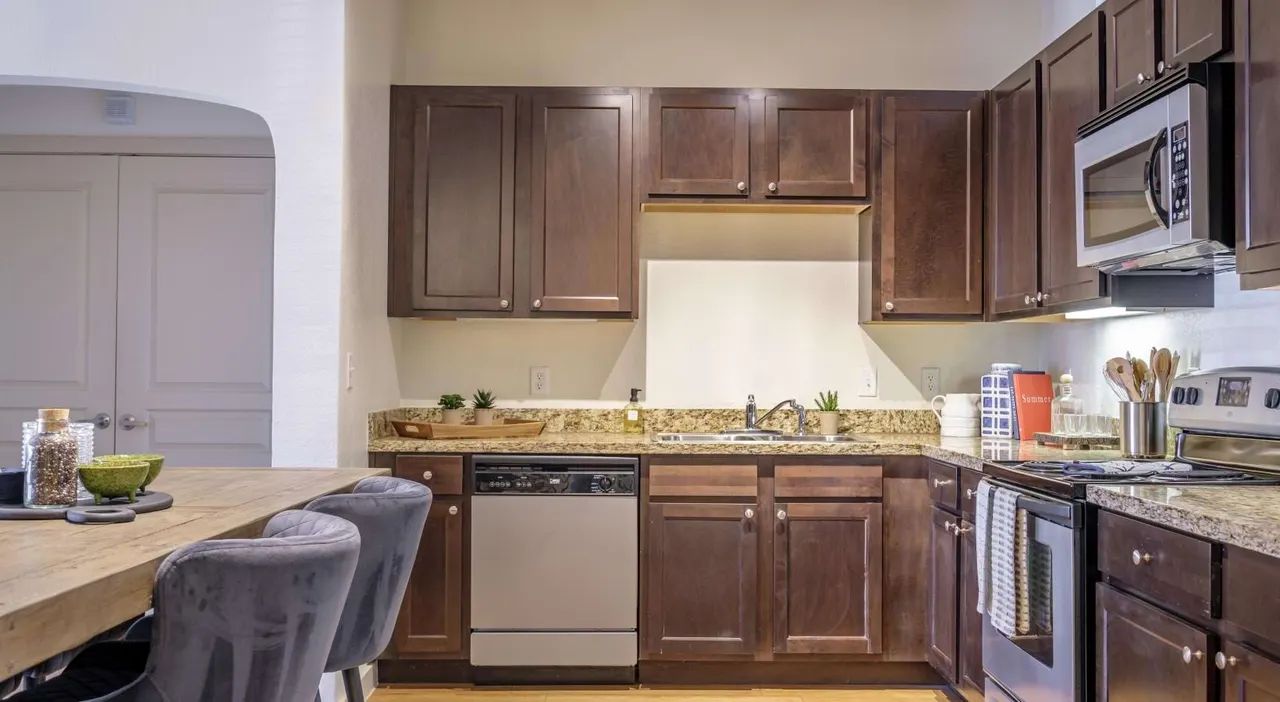 The Pradera Apartments