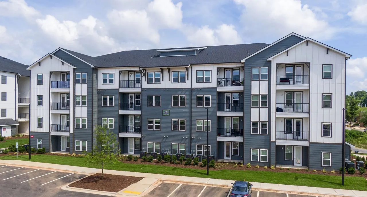 Arlow at Blue Ridge Apartments