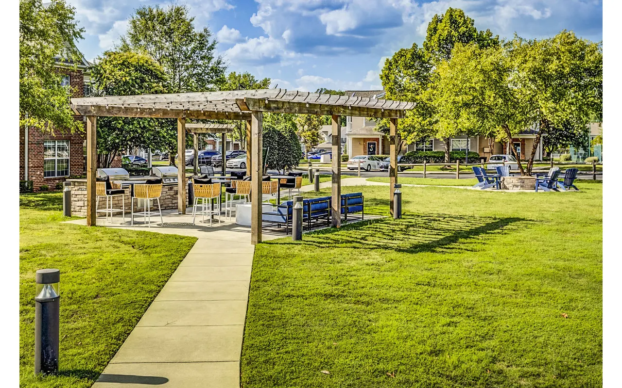 Altera North Pointe