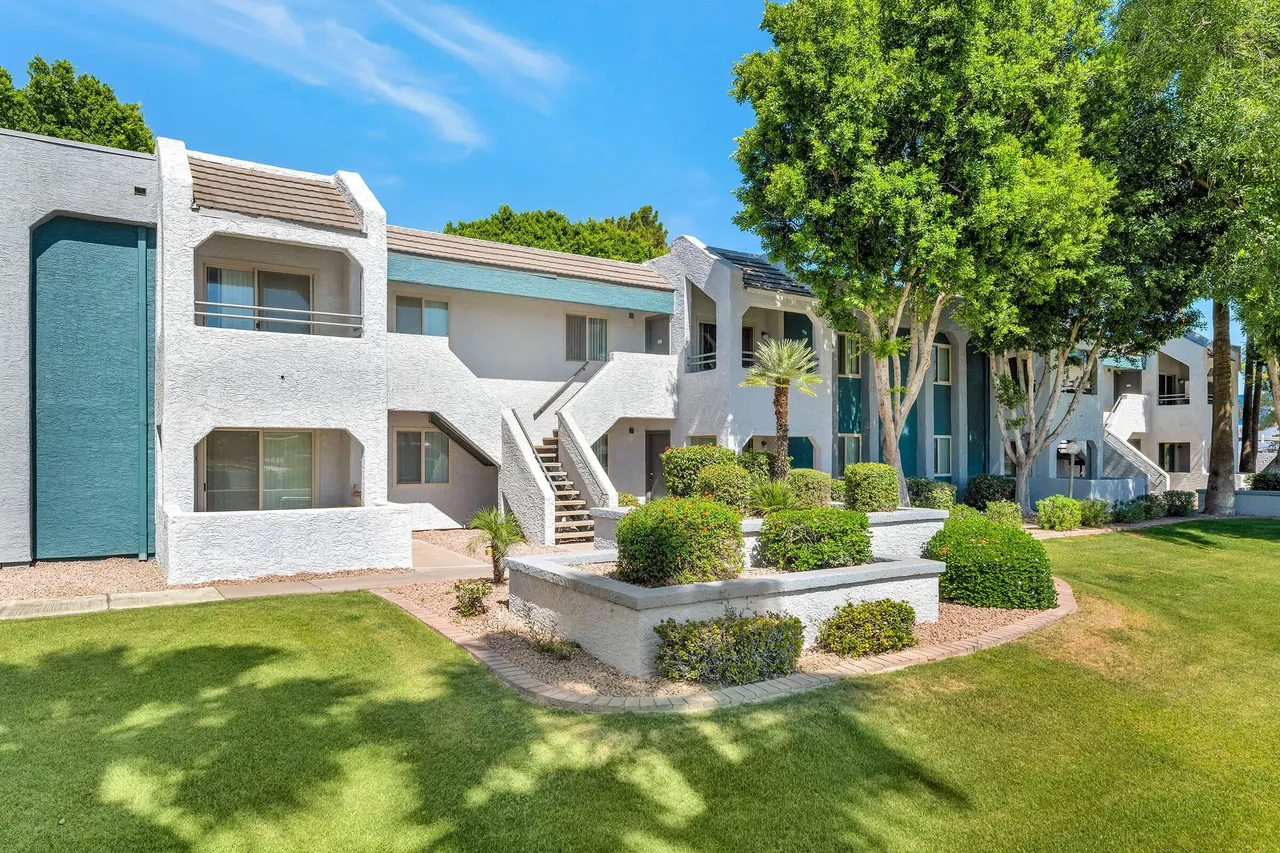 Vantage Point Apartments
